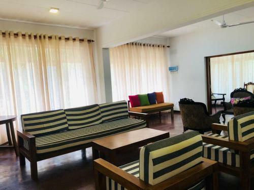 Agroturismo Kadegedara Villa