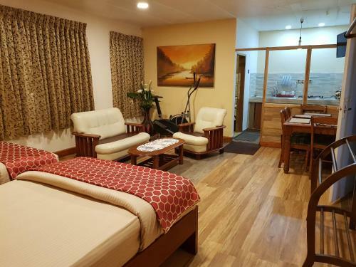 Mahoteak Home Stay