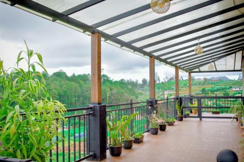 Hotel Omaya Hills
