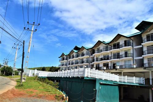 Apartamentos Lake Infinity Luxury Condos
