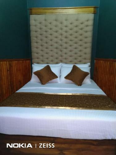 Hotel Golden Five
