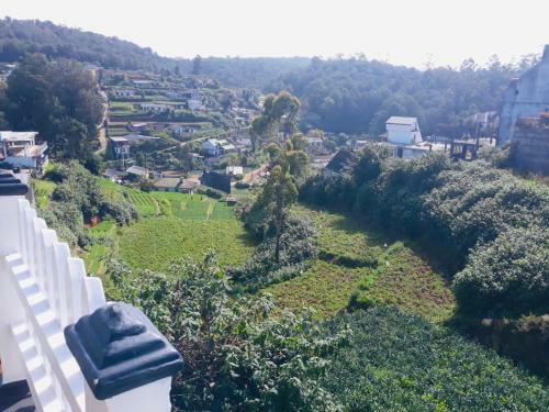 Hotel White Vintage Bunglow
