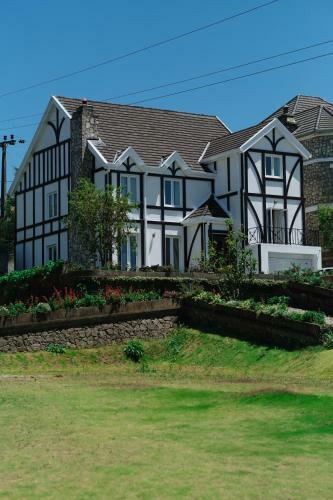 Villa Tudor Barn - Little England Cottages