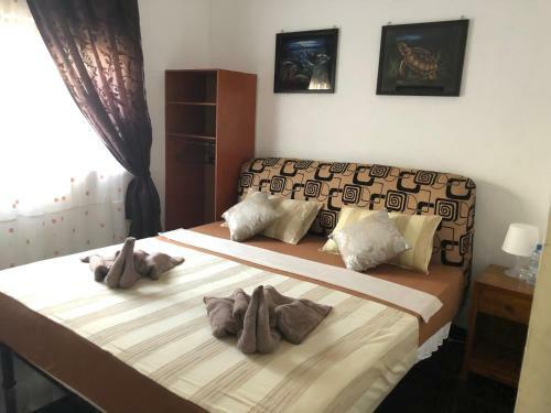 Hostal Shenys Beach Villa