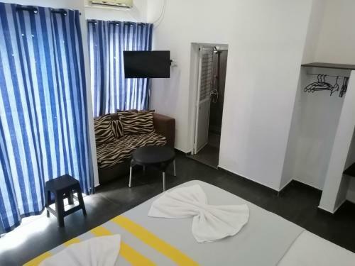 Le Petit Hotel & Restaurant