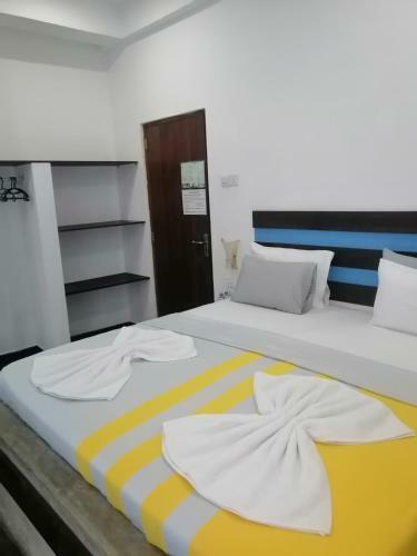 Le Petit Hotel & Restaurant
