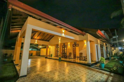 Hostal Negombo Andersson Luxury House