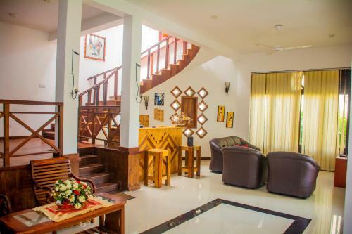 Hotel Woodnest Villas