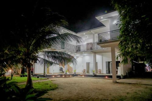 Albergue Araliya Lagoon Park Resort