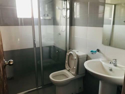Apartamento Lovely 3-bedroom Condo With Pool