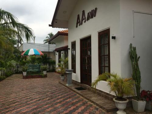Hotel AA Inn