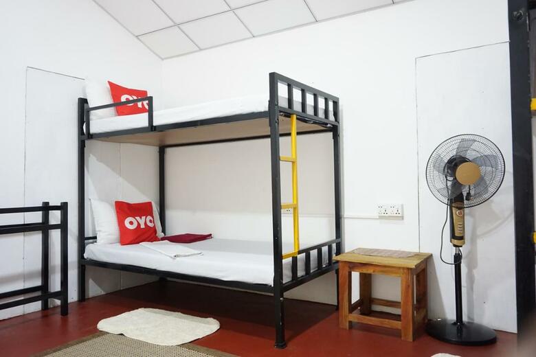 Anotherworld Sigiriya Hostel