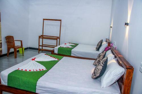 Hostal Mayura Lake