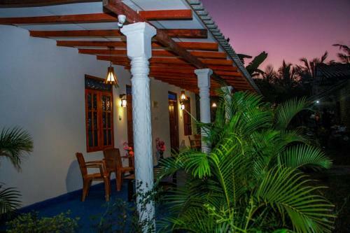 Hostal Mayura Lake