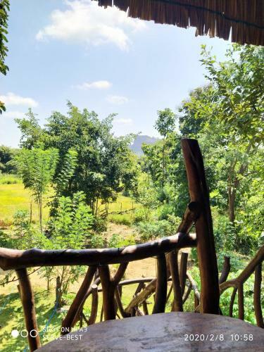 Hostal Sigiriya Rockgate Treehouse
