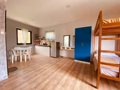 Hotel Cerca Parola Beach Resort