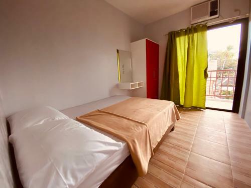 Hotel Cerca Parola Beach Resort