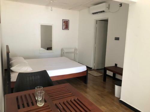 Hostal Ocean Breeze Villa - Wadduwa.