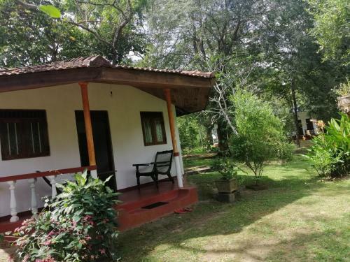 Hostal Calm Garden Cabanas
