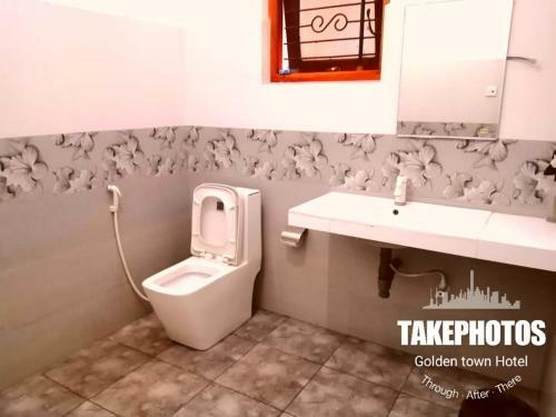 Golden Town Hostel