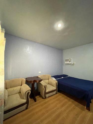Posada C - Side Inn