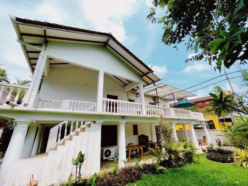 Bed & Breakfast Alice In Paradise