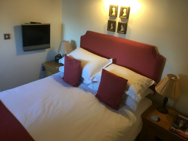 Hostal Willow Tree House