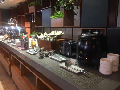Ferra Hotel And Garden Suites