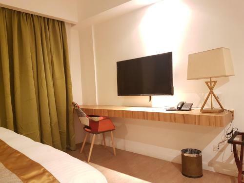 Ferra Hotel And Garden Suites