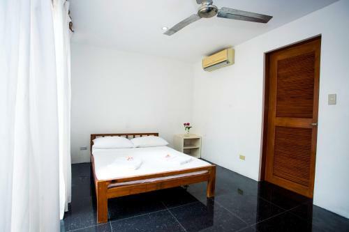 Villa Mabuhay Beach House