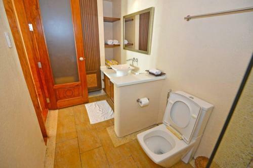 Mayumi Beach Villa