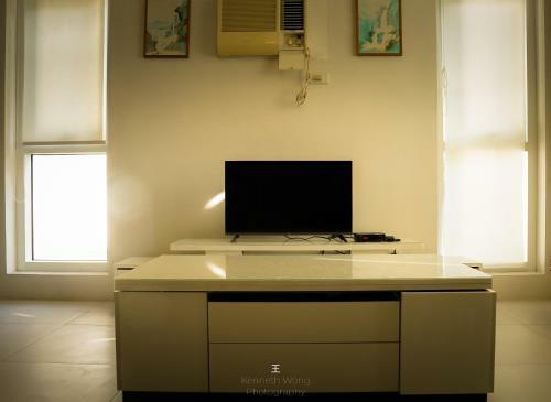 Pico de Loro Cove Hamilo Coast, Apartment 519, Corner Studio Unit, Jacana B Condominium