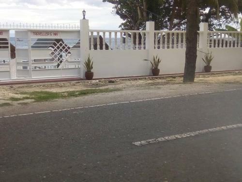Hostal Loti - Beach Front