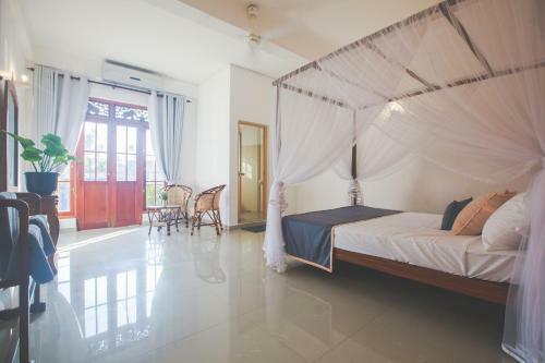 Hotel Rise