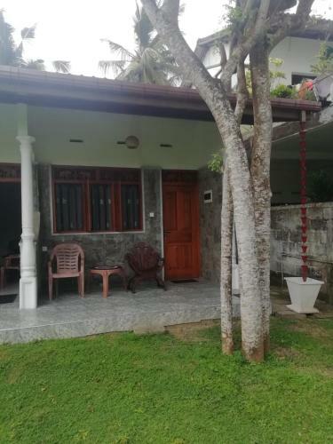 Hostal Beach Corner Weligama