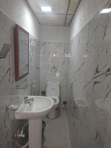 Hostal Dejaya Hotel & Rooms