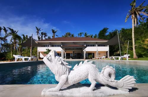 Hotel Sunset Cove Beach & Dive Resort