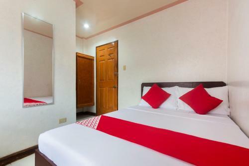 Hotel Oyo 426 Coco Grove Tourist Inn