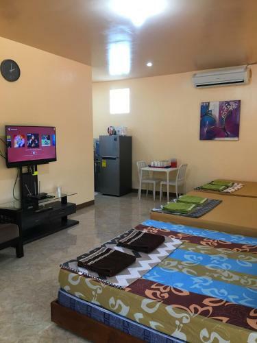 Hostal Studio-type Villa For 8pax + Pool(Exclusive) + Netflix + Wifi