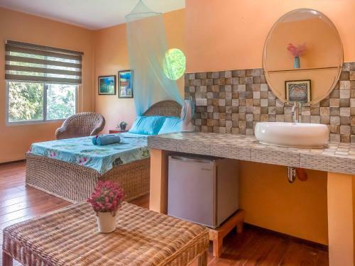 Albergue Blue Moon Cafe And Guesthouse