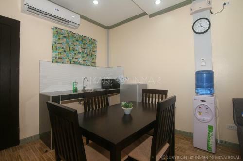 Aj Residences Apartelle