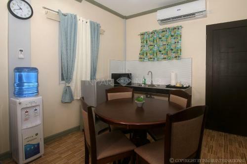 Aj Residences Apartelle