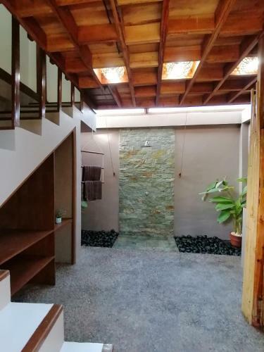 Hotel Nakabalo Guesthouse & Restaurant
