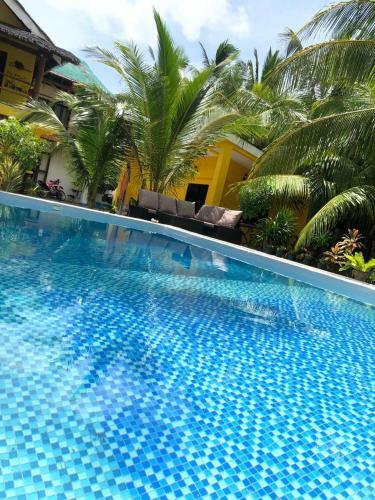 Hotel Apo Diver Beach Resort