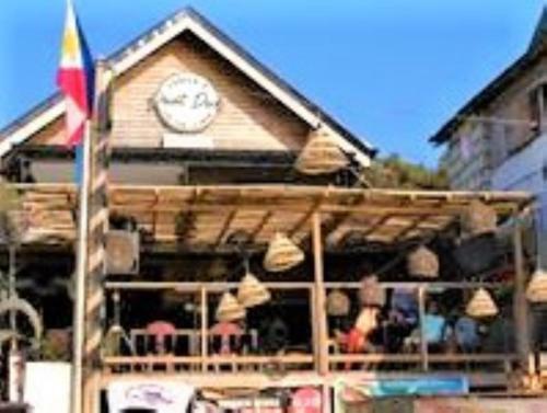 Hostal Surfer's Point Deck