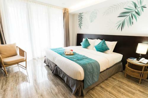Hotel Holiday Suites Port Barton