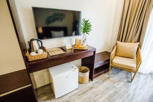 Hotel Holiday Suites Port Barton