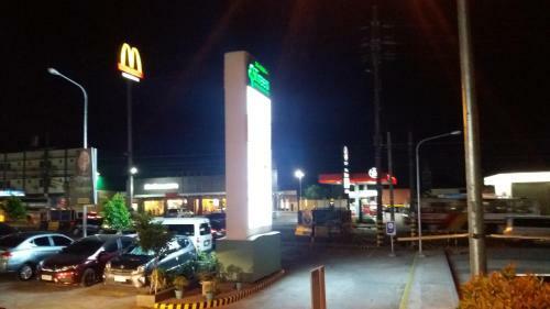 Apartamentos Ann's @ Trees Residences