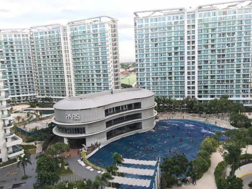 Apartamentos Azure Luxury Beach View Condo Staycation