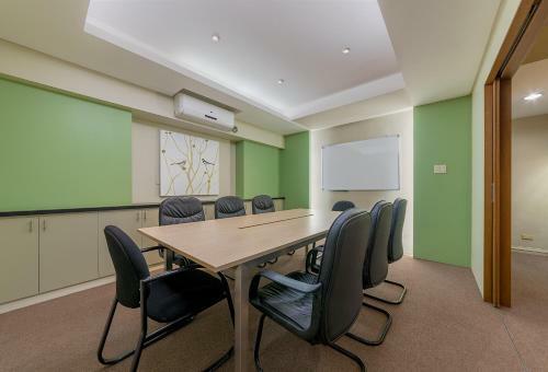 Tropicana Suites - Quarantine Hotel
